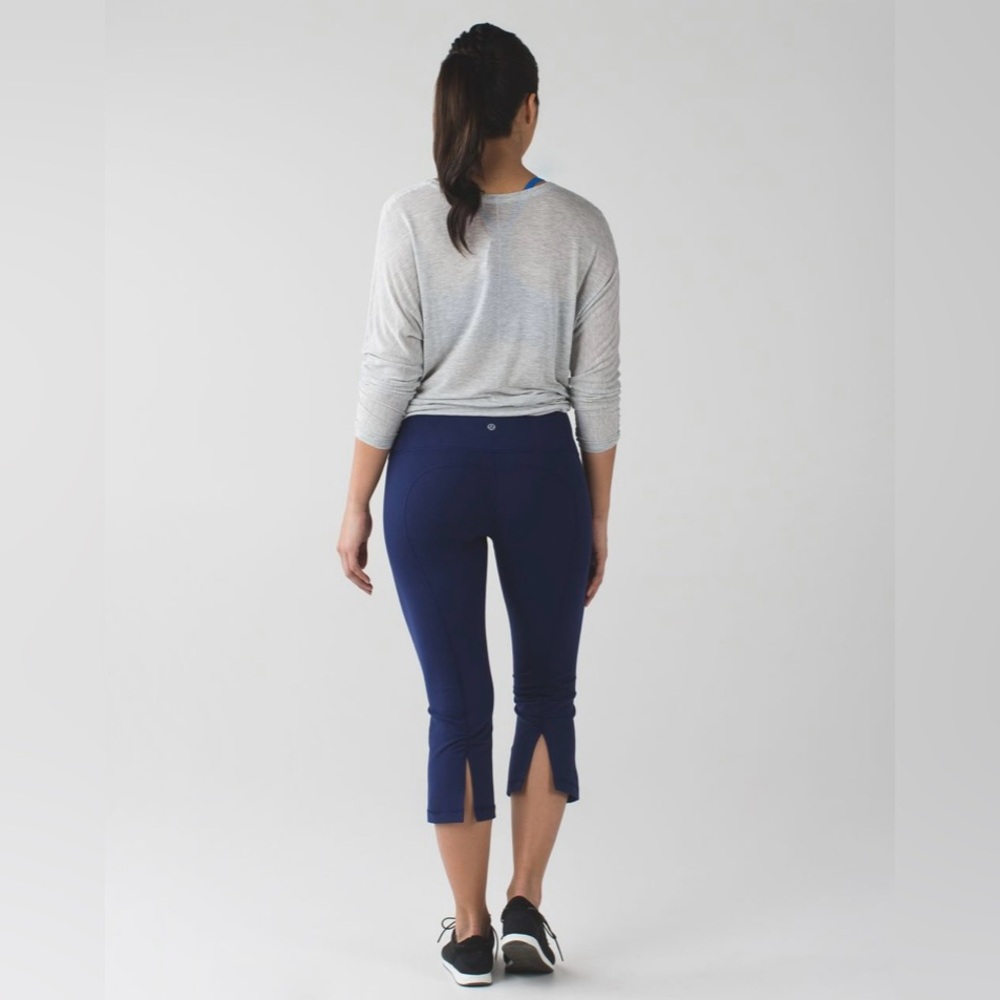 Lululemon Gather and Crow Crop ll